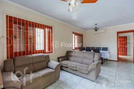 Casa com 3 Quartos à venda, 180m² no Cavalhada, Porto Alegre