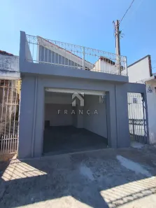 Casa com 2 Quartos à venda, 204m² no Parque Santo Antônio, Jacareí