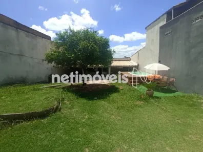 Casa com 2 Quartos à venda, 200m² no Mantiqueira, Belo Horizonte