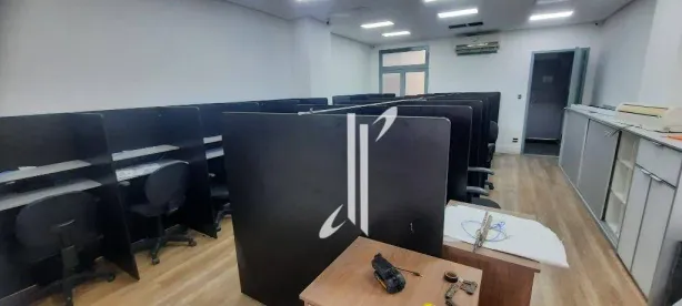Sala Comercial para venda ou aluguel, 120m² no República, São Paulo