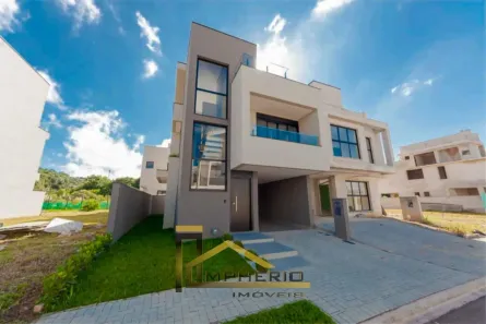 Sobrado com 3 Quartos à venda, 158m² no Santa Cândida, Curitiba