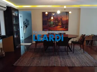 Apartamento com 3 Quartos para venda ou aluguel, 238m² no Itaim Bibi, São Paulo