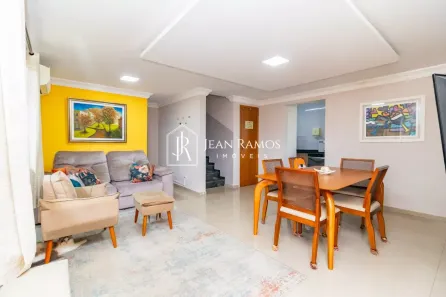 Sobrado com 3 Quartos à venda, 115m² no Uberaba, Curitiba
