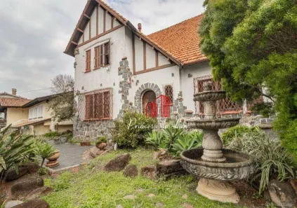 Casa com 4 Quartos à venda, 350m² no Vila Assunção, Porto Alegre