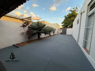 Casa com 3 Quartos à venda, 350m² no Setor Criméia Oeste, Goiânia