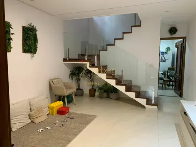 Casa com 5 Quartos à venda, 270m² no Vila Marari, São Paulo