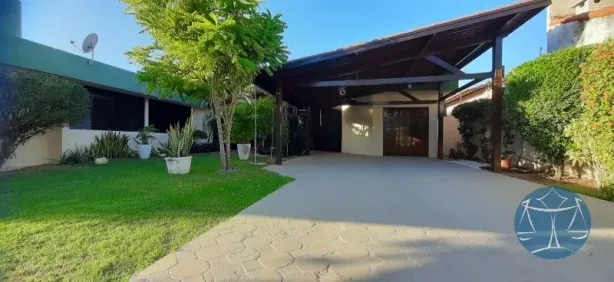 Casa com 5 Quartos para alugar, 260m² no Capim Macio, Natal