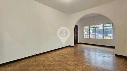 Casa com 2 Quartos para alugar, 80m² no Caxingui, São Paulo