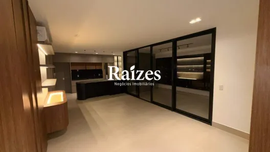 Apartamento com 3 Quartos para alugar, 225m² no Jardim Karaíba, Uberlândia