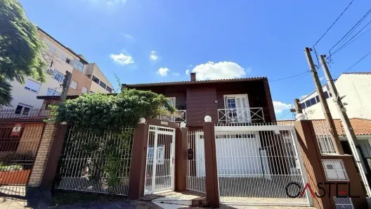 Casa com 4 Quartos à venda, 278m² no Chácara das Pedras, Porto Alegre