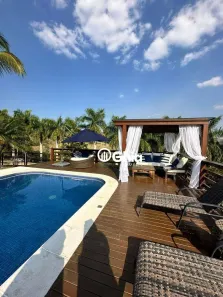 Fazenda/Sítio com 4 Quartos à venda, 600m² no Joaquim Egídio, Campinas