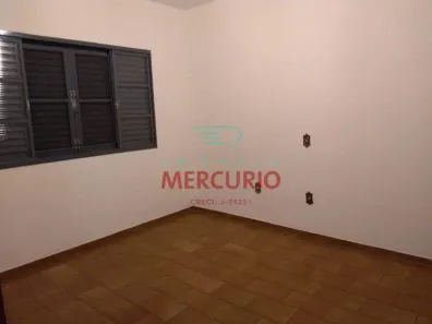 Casa com 3 Quartos à venda, 182m² no Vila São Francisco, Bauru