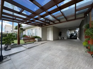 Casa com 3 Quartos à venda, 294m² no Parolin, Curitiba