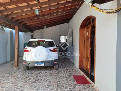 Casa com 4 Quartos à venda, 234m² no Centro, Montes Claros