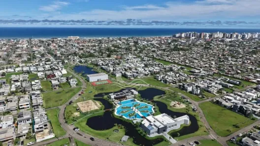 Lote/Terreno à venda, 357m² no Capão da Canoa, Capão da Canoa
