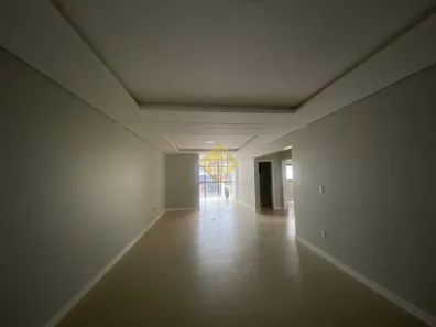 Apartamento com 3 Quartos para alugar, 130m² no Centro, Toledo