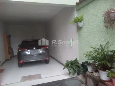 Casa de Condomínio com 3 Quartos à venda, 100m² no Vila Valqueire, Rio de Janeiro
