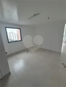 Sala Comercial à venda, 40m² no Indianópolis, São Paulo