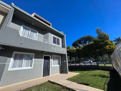 Sobrado com 3 Quartos à venda, 180m² no Cajuru, Curitiba