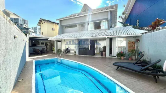 Casa de Condomínio com 4 Quartos à venda, 238m² no Barra da Tijuca, Rio de Janeiro