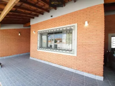Casa com 2 Quartos à venda, 182m² no Vila Bourghese, Pindamonhangaba
