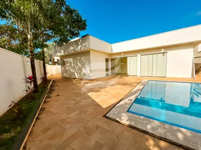 Casa de Condomínio com 3 Quartos à venda, 265m² no Aeroporto, Araçatuba