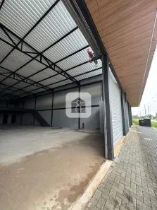 Galpão/Depósito/Armazém à venda, 440m² no Novo Mundo, Uberlândia