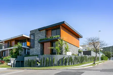 Casa com 4 Quartos à venda, 607m² no Lagoa da Conceição, Florianópolis
