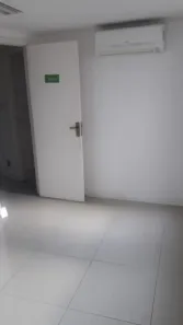 Sala Comercial à venda, 52m² no Petrópolis, Porto Alegre