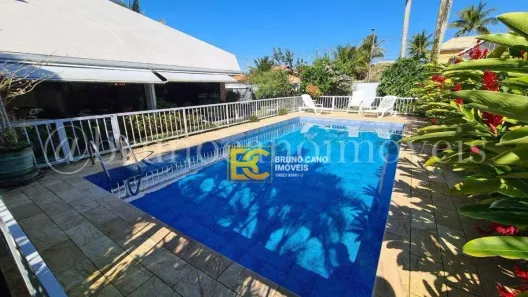 Sobrado com 5 Quartos à venda, 238m² no Parque Turistico, Peruíbe