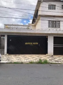 Sobrado com 4 Quartos para alugar, 224m² no Vila Costa, Suzano