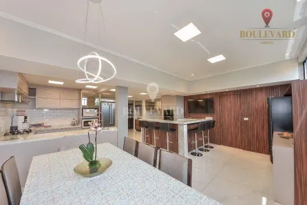 Sobrado com 4 Quartos à venda, 255m² no Ouro Fino, São José dos Pinhais
