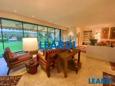 Casa com 7 Quartos para venda ou aluguel, 750m² no Jardim Paulistano, São Paulo