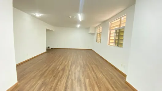Sala Comercial à venda, 47m² no Caminho das Árvores, Salvador