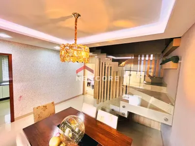 Casa com 4 Quartos à venda, 210m² no Parque Industrial Bandeirantes, Maringá