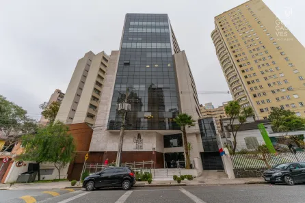 Sala Comercial à venda, 261m² no Água Verde, Curitiba
