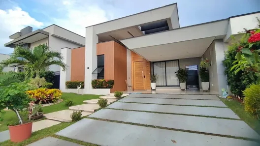 Casa com 3 Quartos à venda, 230m² no Aponiã, Porto Velho