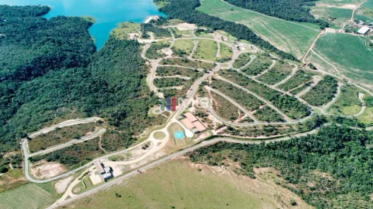 Lote/Terreno com 1 Quarto à venda, 700m² no Centro, Silvânia