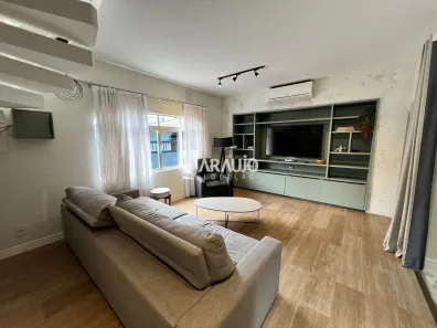 com 4 Quartos para alugar, 334m² no São João, Itajaí