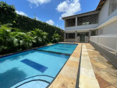 Casa com 7 Quartos à venda, 915m² no Vila União, Fortaleza