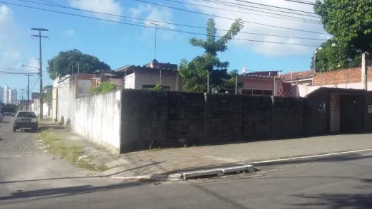 Imóvel Comercial com 4 Quartos à venda, 350m² no Lagoa Nova, Natal