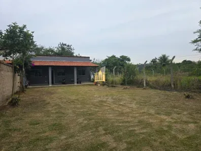 Casa com 3 Quartos para alugar, 70m² no Esmeraldas, Esmeraldas