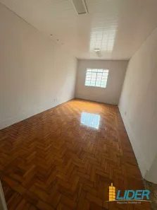 Imóvel Comercial para alugar, 228m² no Centro, Uberlândia