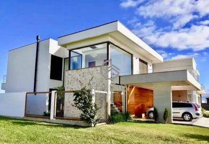 Casa de Condomínio com 3 Quartos à venda, 268m² no Laranjal, Pelotas