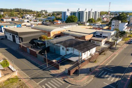 Ponto Comercial à venda, 925m² no São Luiz, Criciúma