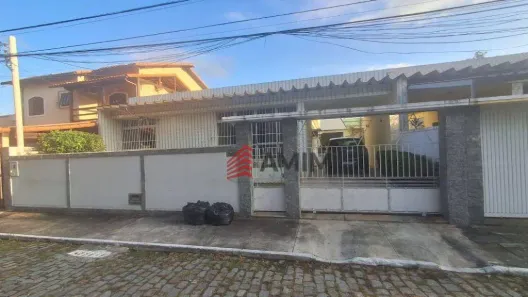 Casa com 3 Quartos à venda, 185m² no Itaipu, Niterói
