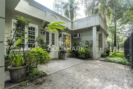 Casa para alugar, 244m² no Ibirapuera, São Paulo