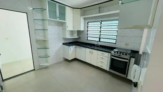 Sobrado com 3 Quartos à venda, 150m² no Vila Moinho Velho, São Paulo