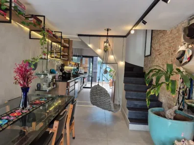 Casa de Condomínio com 2 Quartos para alugar, 140m² no Cerqueira César, São Paulo