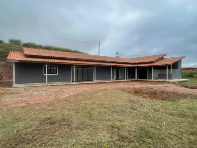 Fazenda/Sítio com 2 Quartos à venda, 165m² no Ibiúna, Ibiúna